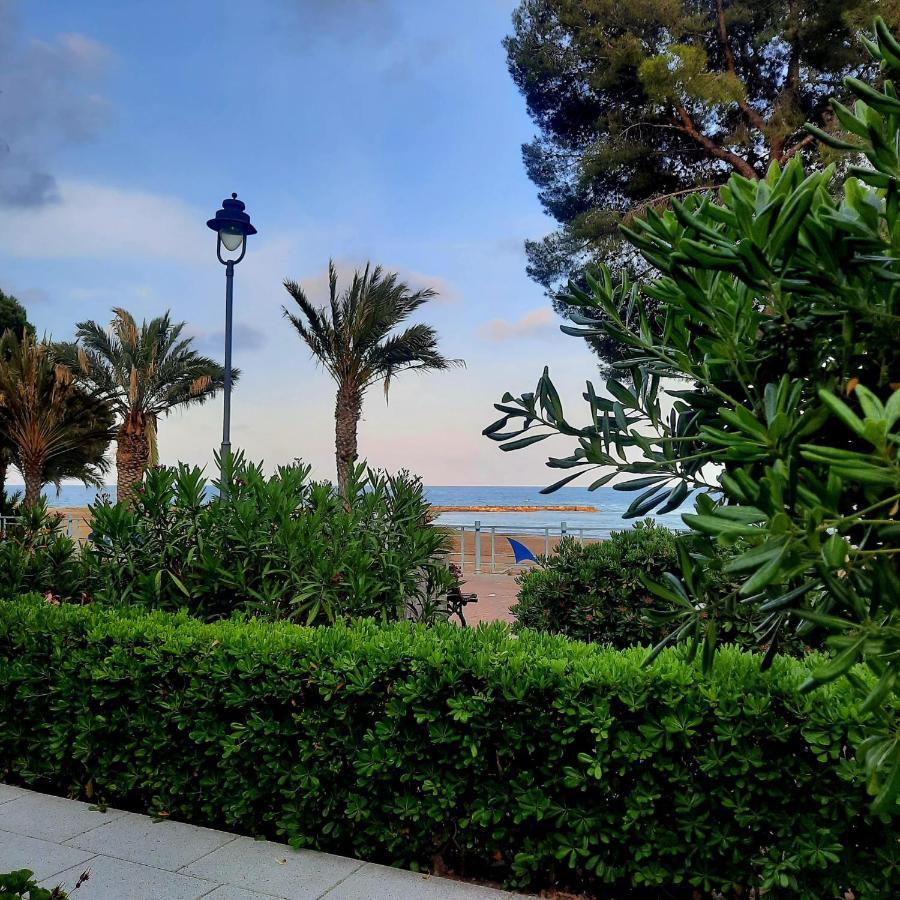 Apartamento Frente Al Mar Alcoceber Bagian luar foto